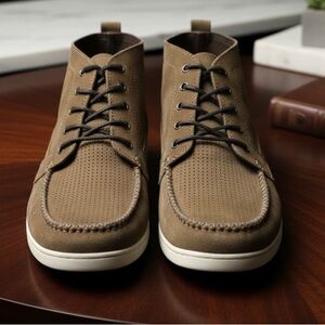 Eastland Tan Chukka Boots for Men Size 11.5